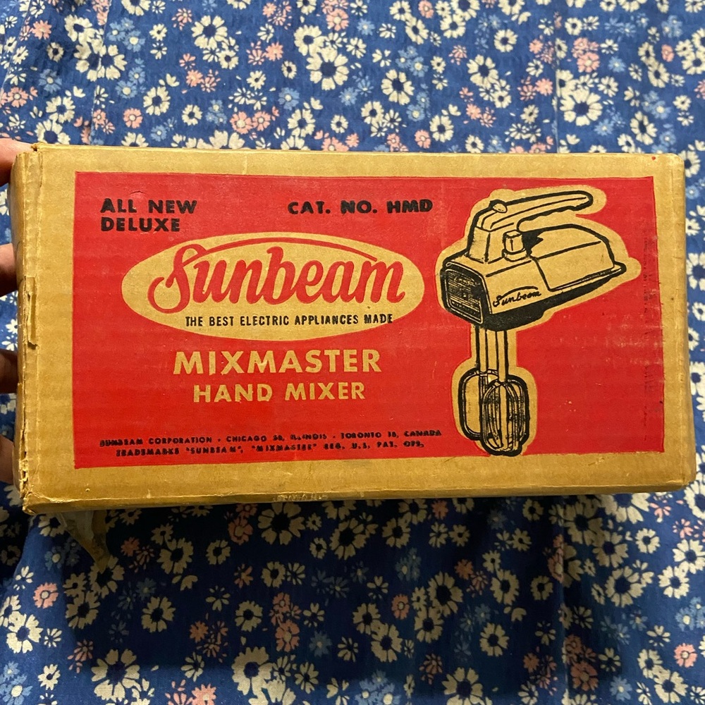 #4- SUNBEAM Model HMD HandHeld Electric Mixer